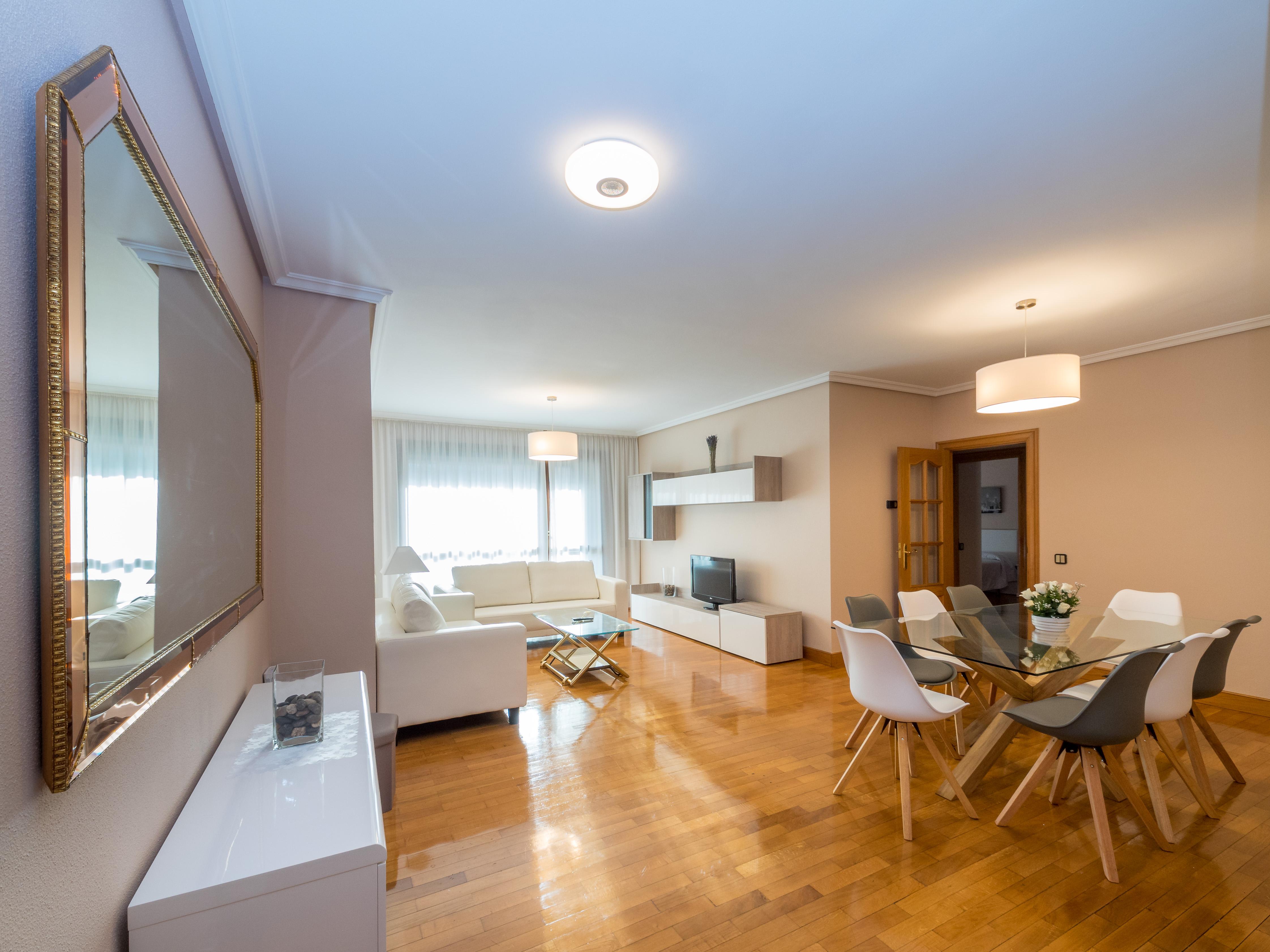 Gestion De Alojamientos Apartments Pamplona Dış mekan fotoğraf