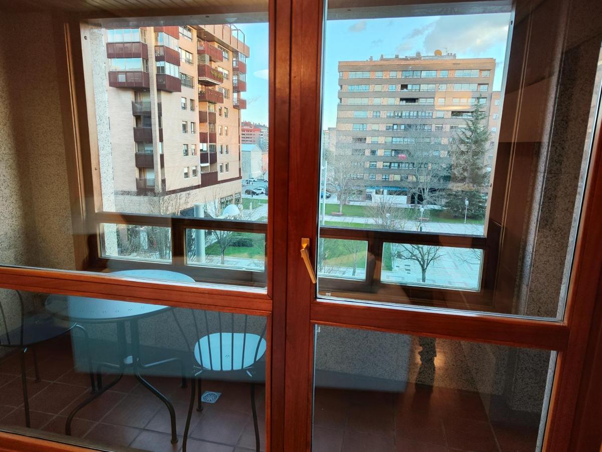 Gestion De Alojamientos Apartments Pamplona Dış mekan fotoğraf