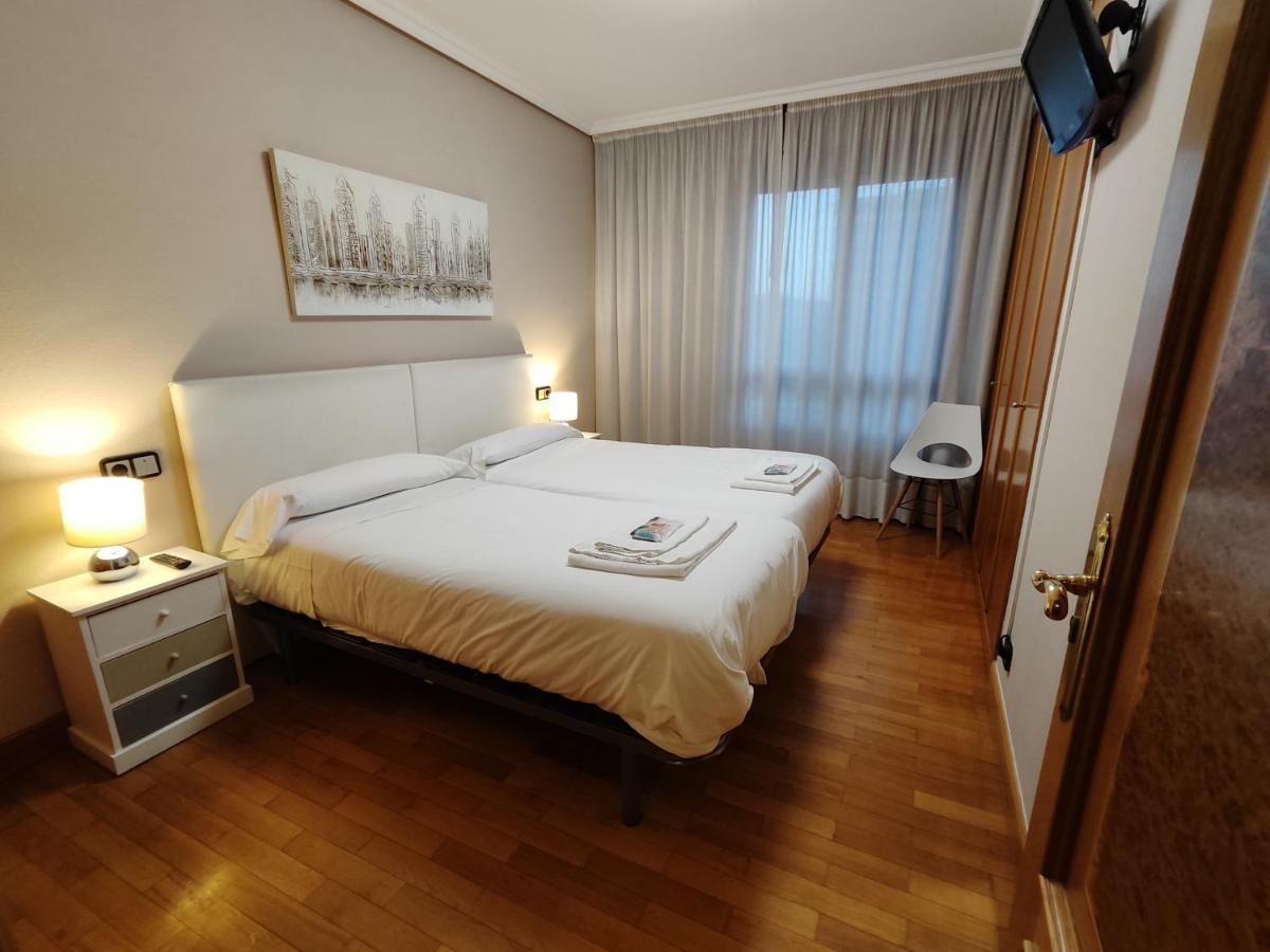 Gestion De Alojamientos Apartments Pamplona Dış mekan fotoğraf