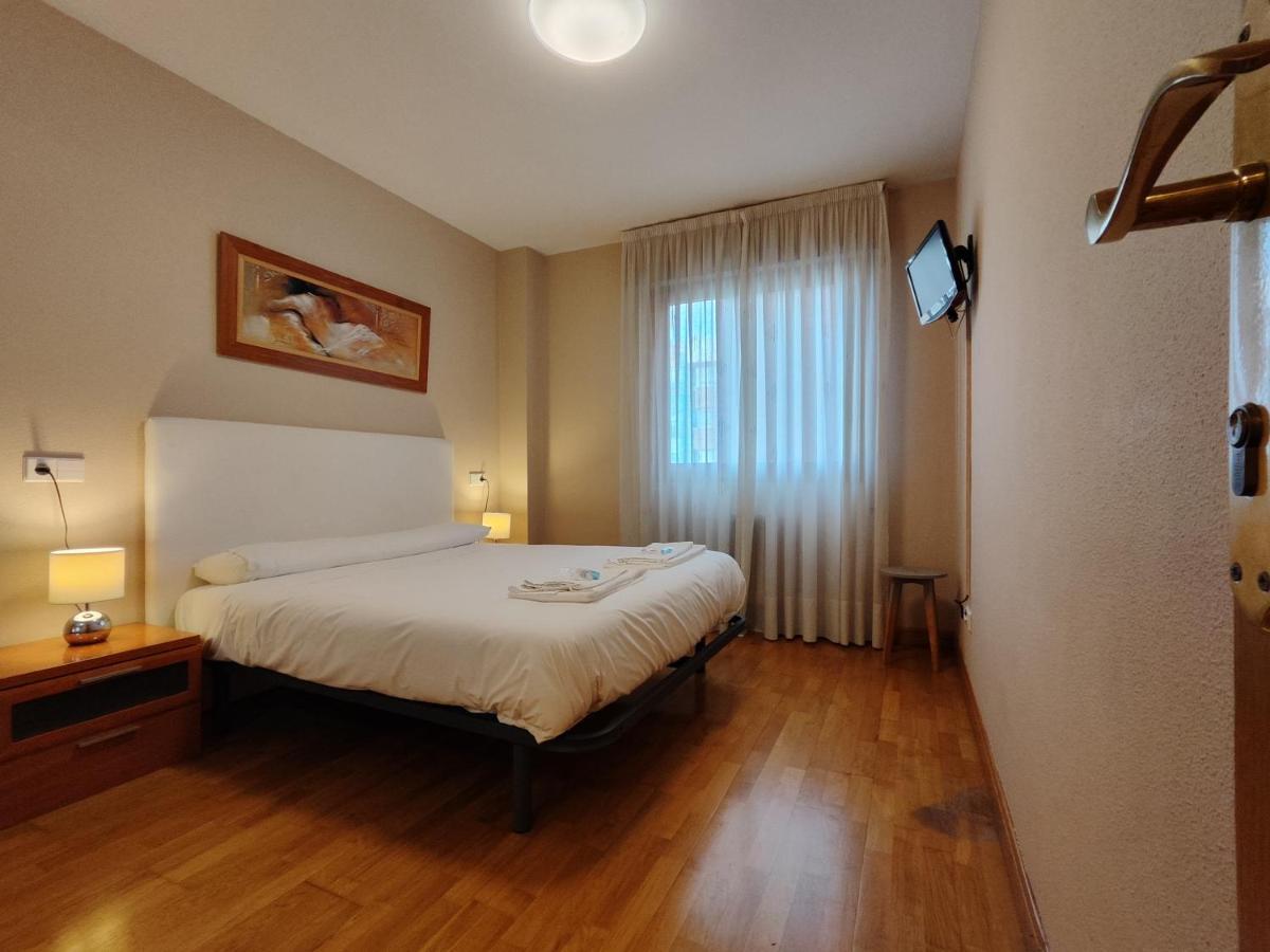 Gestion De Alojamientos Apartments Pamplona Dış mekan fotoğraf