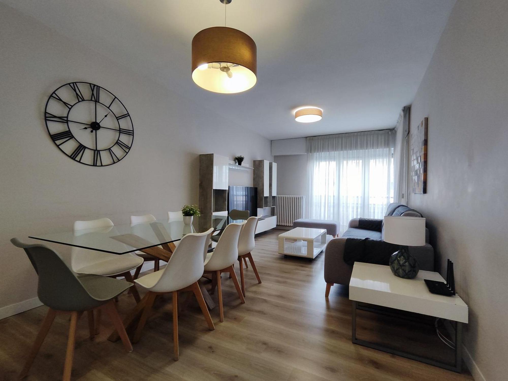 Gestion De Alojamientos Apartments Pamplona Dış mekan fotoğraf