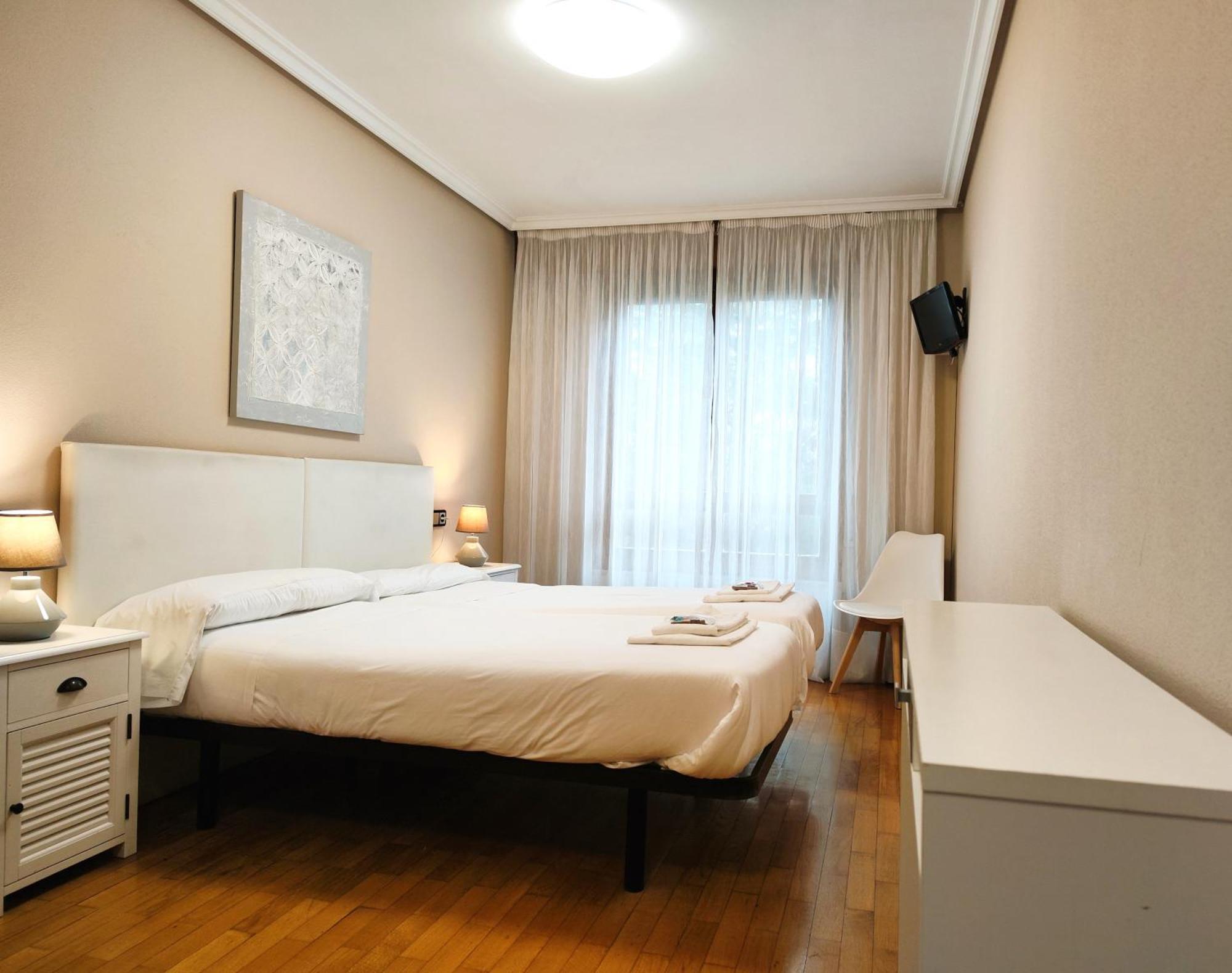 Gestion De Alojamientos Apartments Pamplona Dış mekan fotoğraf