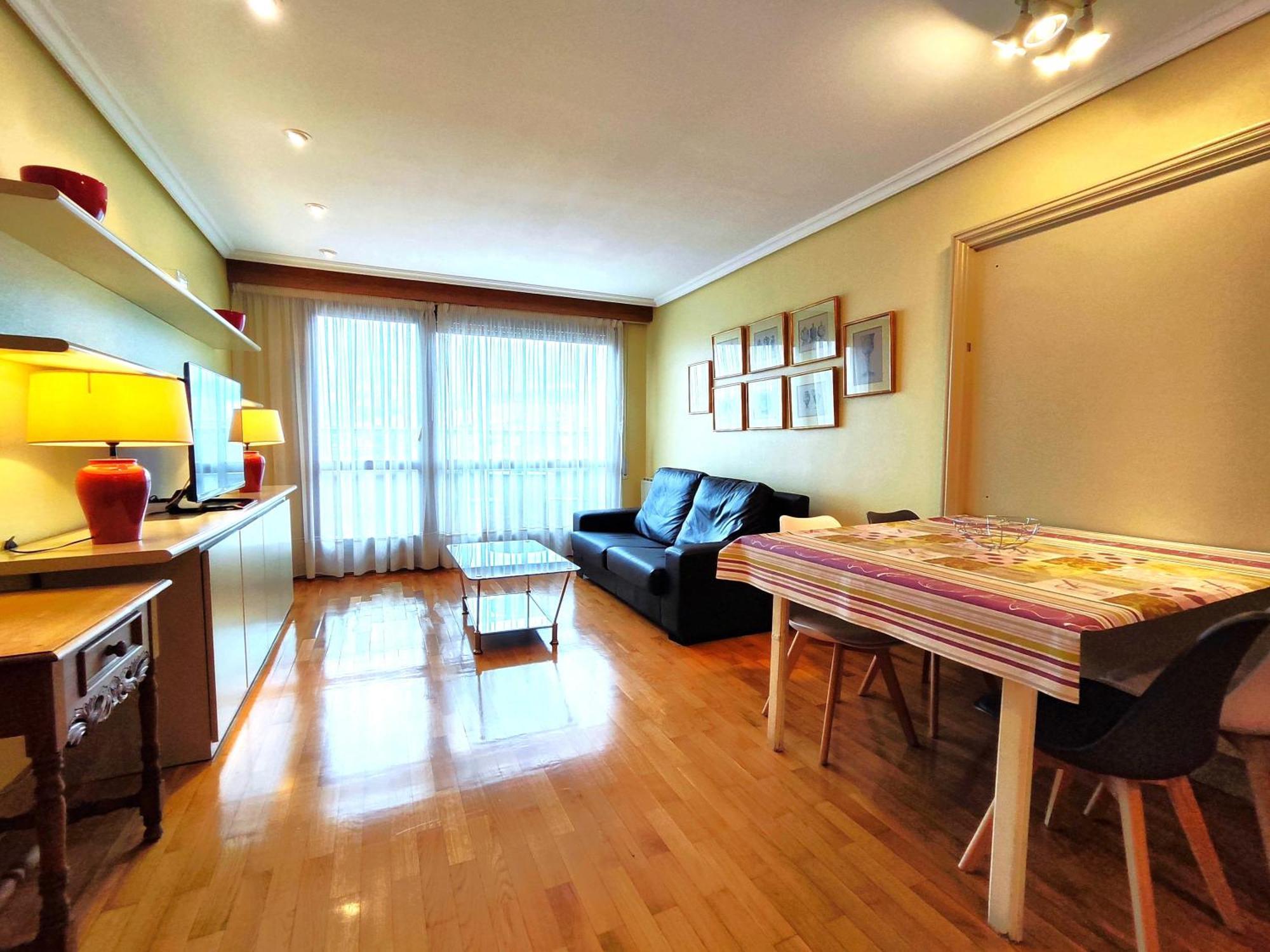 Gestion De Alojamientos Apartments Pamplona Dış mekan fotoğraf